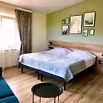 Drive Point Hotel