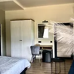 Drive Point Hotel