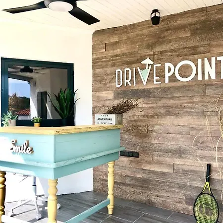 Drive Point Szálloda 3*
