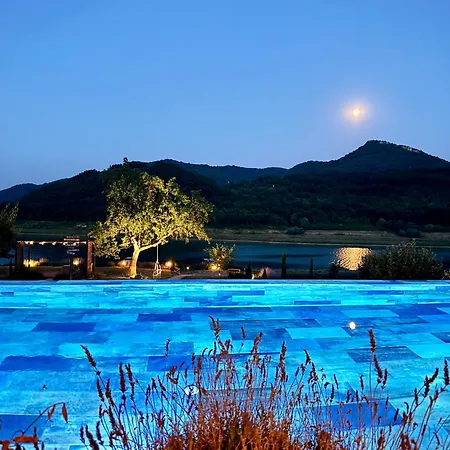 فندق Drive Point Asparukhovo (Varna)