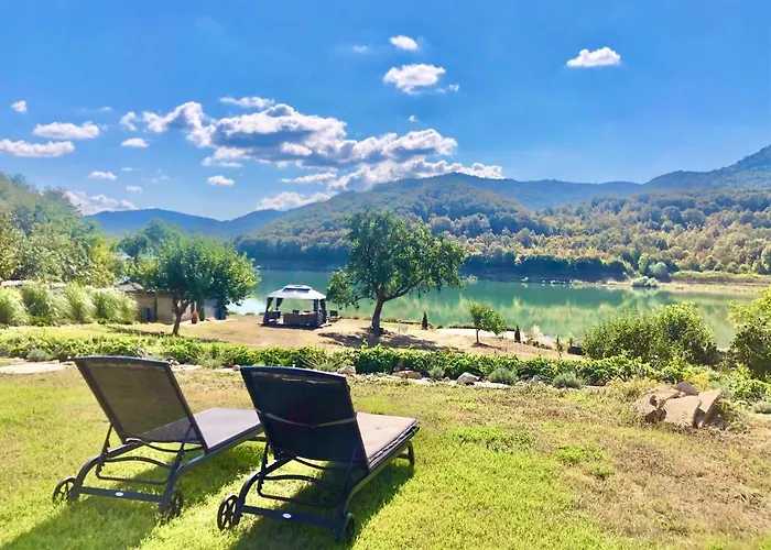 Drive Point فندق 3*