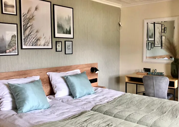 Drive Point فندق 3*