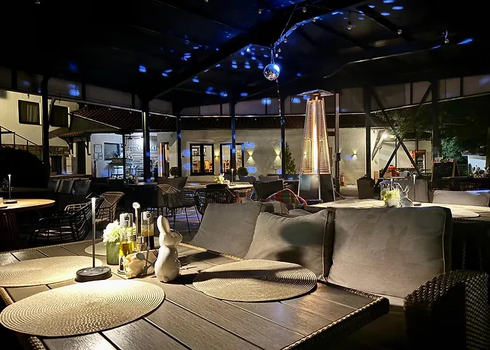 Drive Point فندق 3*